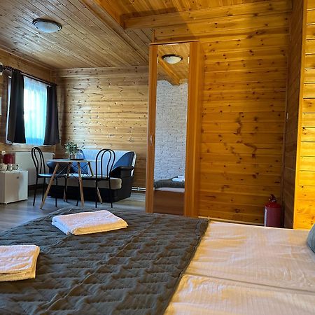 Somogyi Vendeghaz Bed & Breakfast Bancu Bagian luar foto