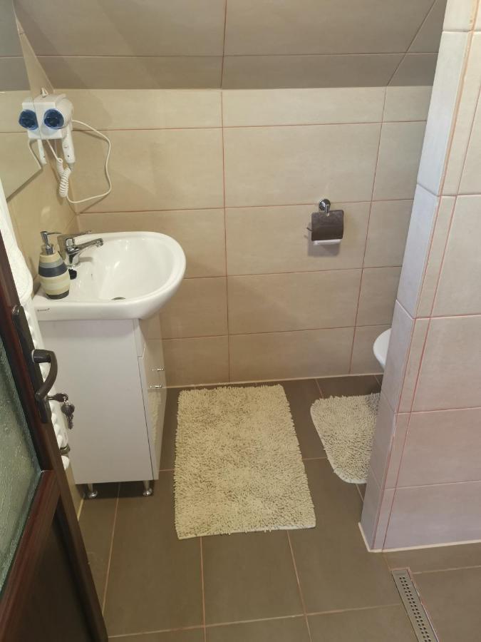 Somogyi Vendeghaz Bed & Breakfast Bancu Bagian luar foto