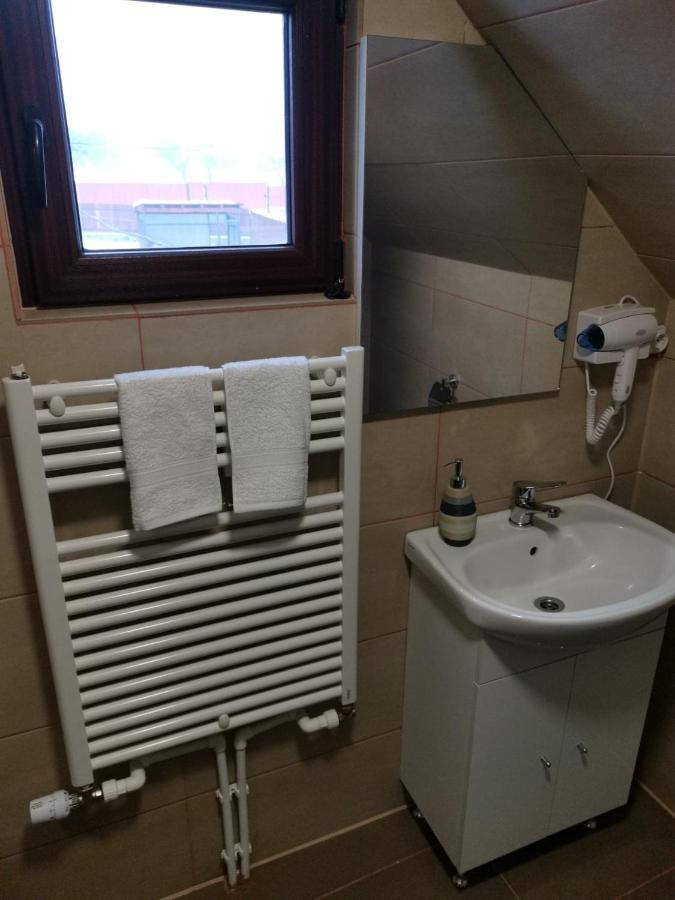Somogyi Vendeghaz Bed & Breakfast Bancu Bagian luar foto