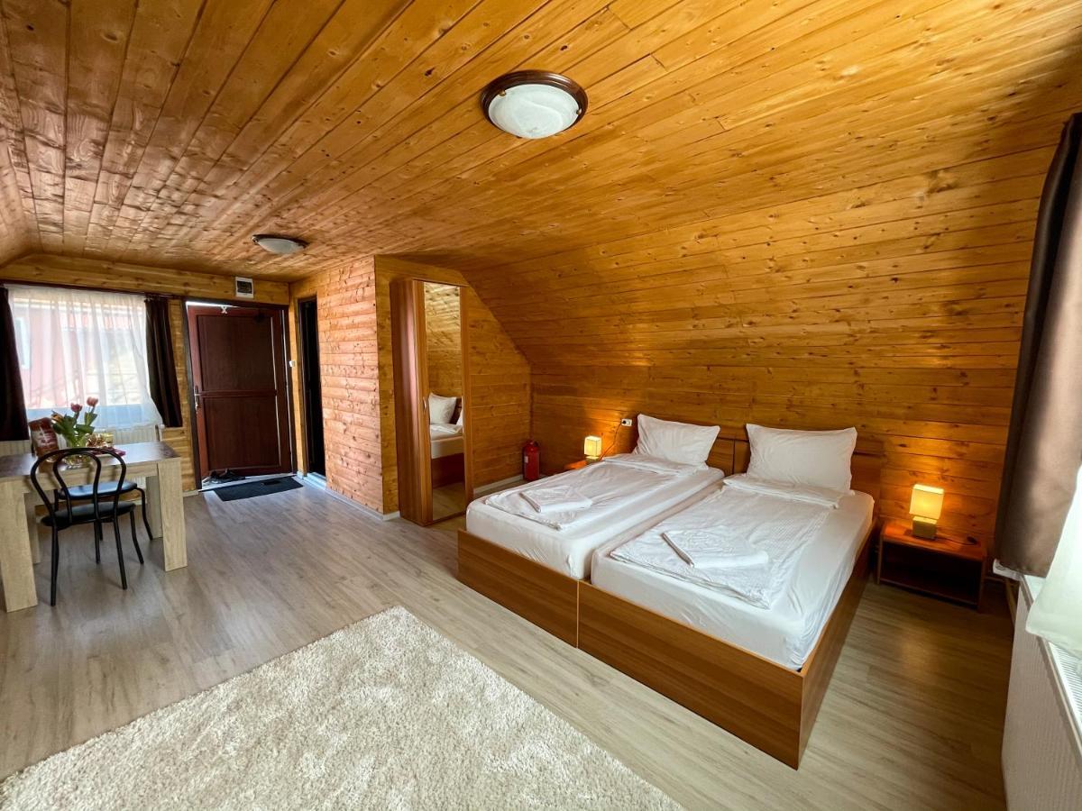 Somogyi Vendeghaz Bed & Breakfast Bancu Bagian luar foto